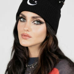 HXC1 Natalus Pierced Beanie