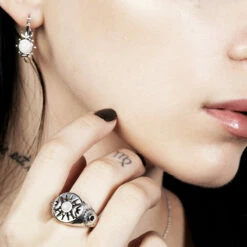 TOU1 Persephone Ring 11 TOU1 Persephone Ring -Cheap Disturbia Shop AW22TS24 Persephone Ring 002 800x