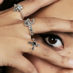 TOU1 Morbid Ring Set 12 TOU1 Morbid Ring Set -Cheap Disturbia Shop SS22TS34 Morbid Ring Set 003 800x