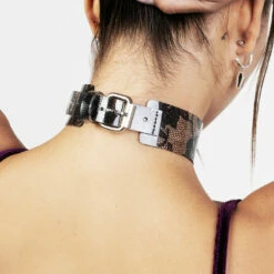 YHU1 GOTHITA PU LACE CHOKER -Cheap Disturbia Shop SS22YH195 Gothita PU Lace Chocker 001 800x