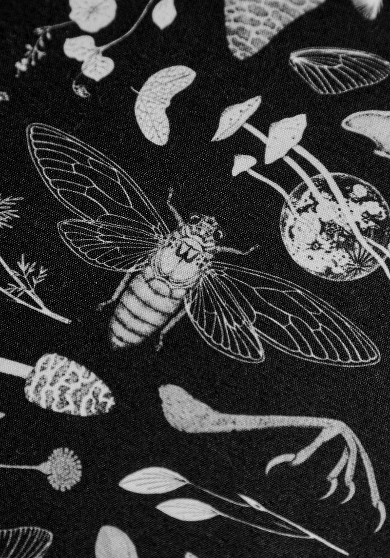 HOM1 Earth Magick Bedding Set (King) 2 HOM1 Earth Magick Bedding Set (King) - Image 2