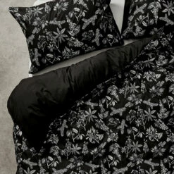 HOM1 Poisonous Plants Bedding Set (King)